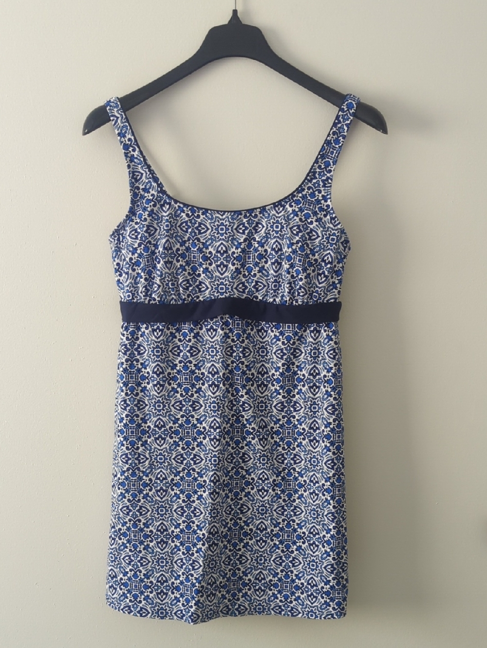 Lands End Swim Dress Size 14L Floral Underwire Padded Slimming Modest Blue